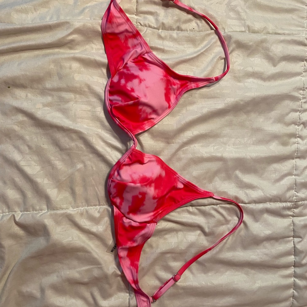 PINK TIE DYE BIKINI TOP